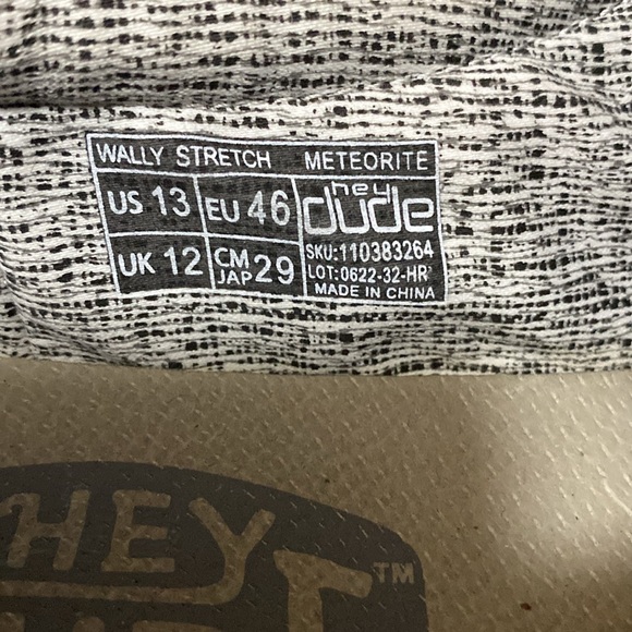 HEY DUDES!! SIZE 13 MENS. EXCELENT USED CONDITION! - Picture 5 of 8